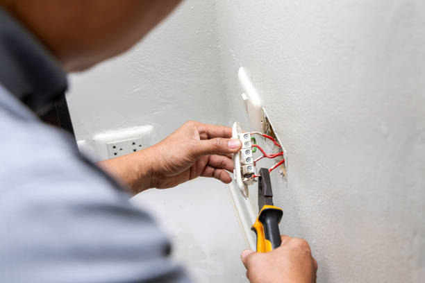 Best Electrical Repair Services  in Moss Point, MS